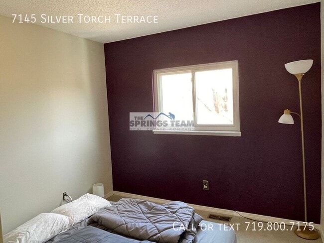 Building Photo - 7145 Silver Torch Terrace