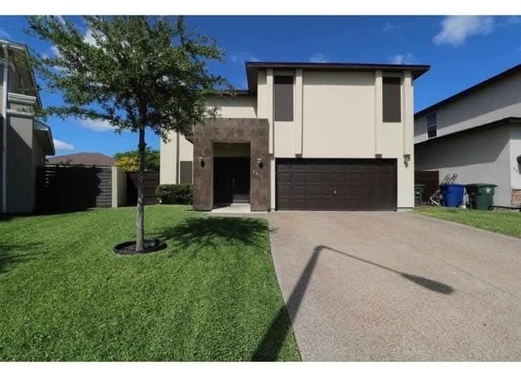 Building Photo - 9916 Natalia Dr