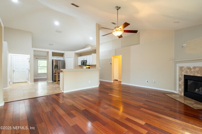 Building Photo - 1341 Grey Feather Ln