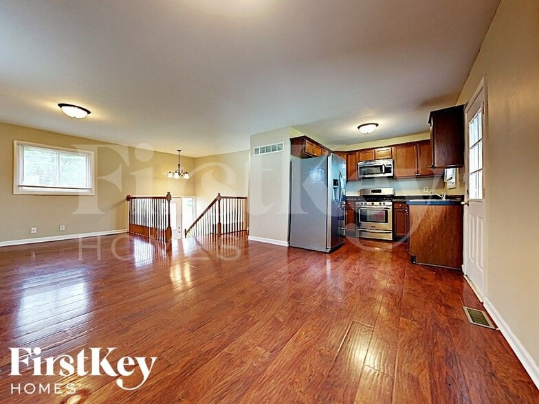 Building Photo - 1154 Rathbone Ave