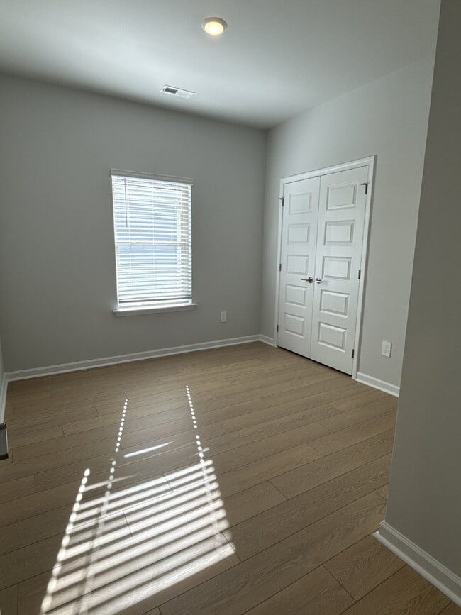 Building Photo - 15733 Ruthie Lynn Dr