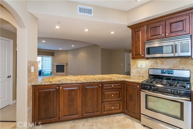 Building Photo - 4551 Coldwater Canyon Ave