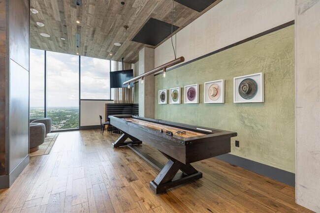 Building Photo - 84 Northeast Dr