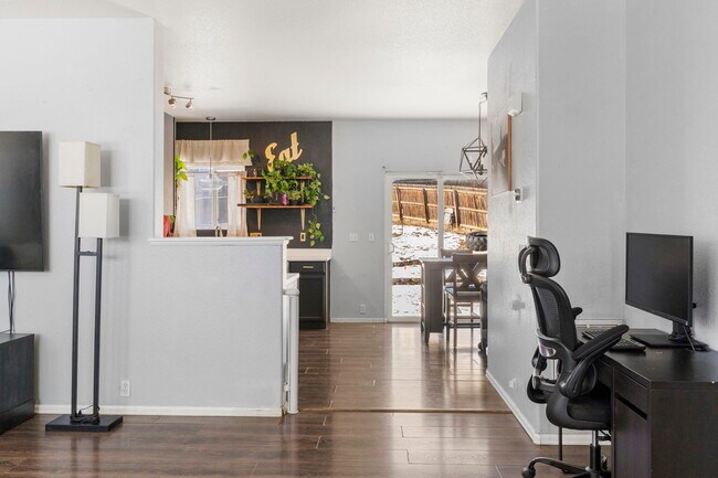 Building Photo - 7509 Sistine Ln