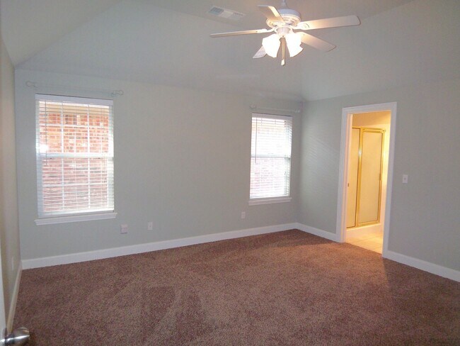 Building Photo - 7010 Hansford Cir