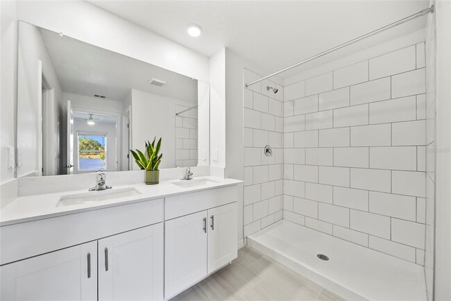 Building Photo - 17662 Happytrails St