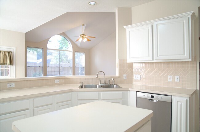 Building Photo - 4107 Amber Trace Ct