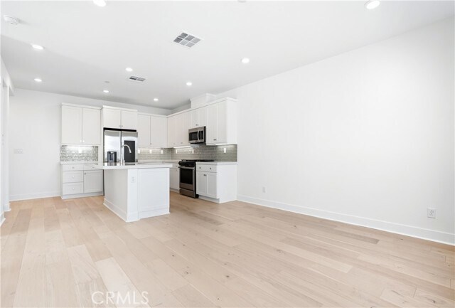 Building Photo - 3140 Cove St