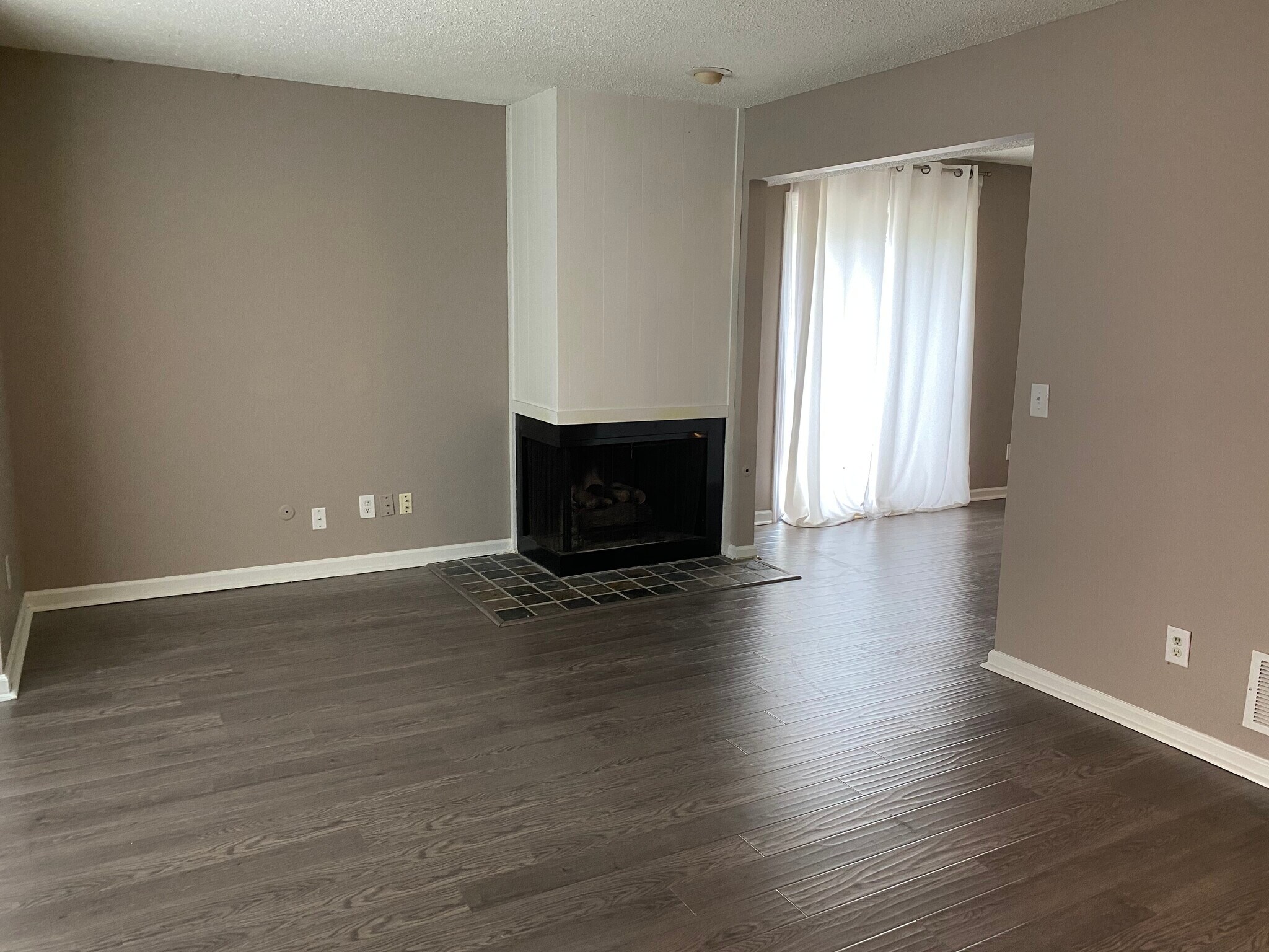 Building Photo - 108 Burwash Ave