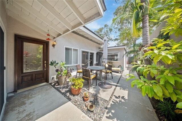Building Photo - 408 Galleon Way