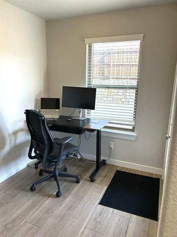 Building Photo - 4913 Pebblewood Dr