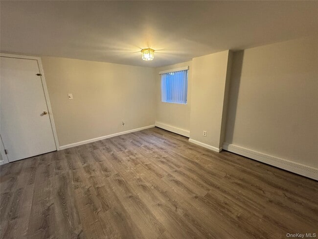 Building Photo - 4 Henry Pl