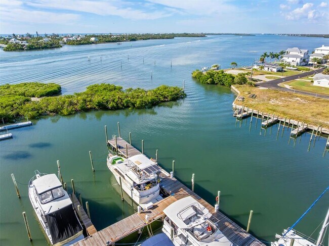 Building Photo - 8272 Harborside Cir