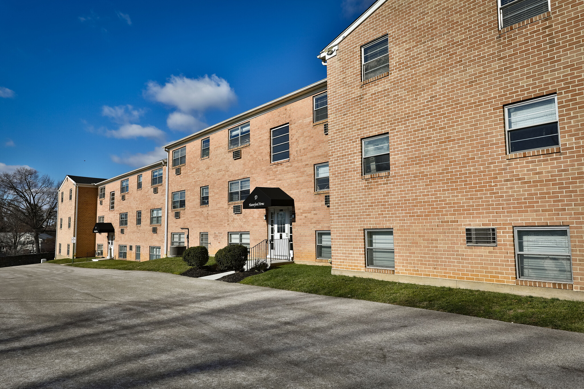 Building Photo - Haverford Arms Apartments