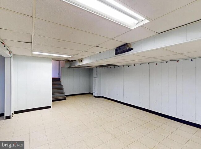 Building Photo - 213 Wayne Dr