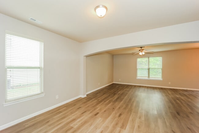 Building Photo - 263 Bandelier Cir