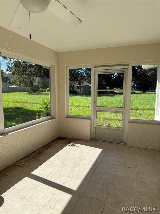 Building Photo - 7899 SW 62 Ct