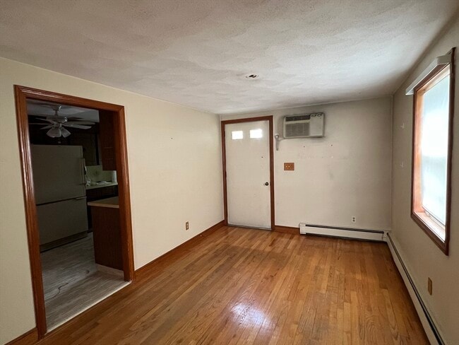 Building Photo - 177 Warren St