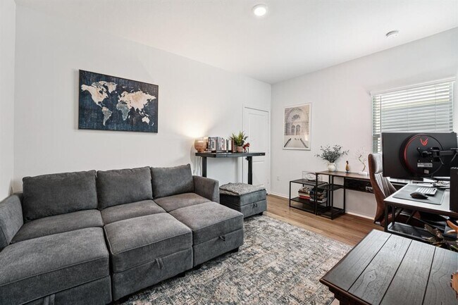 Building Photo - 6013 Eden Dr