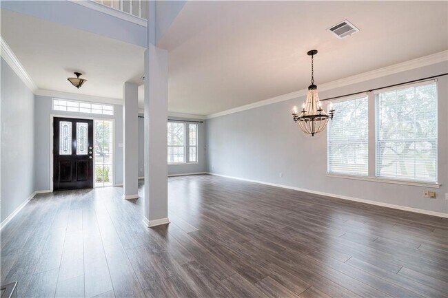 Building Photo - 10608 Sun Tree Cove