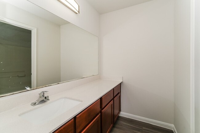 Building Photo - 5711 Latta Plantation Dr