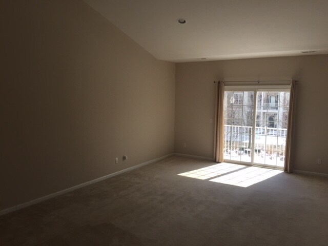 Building Photo - 1059 Alameda Blvd