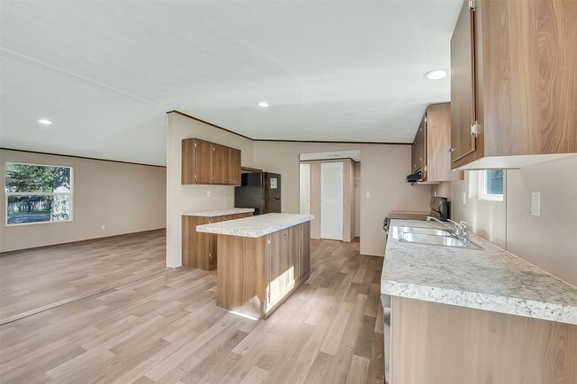 Building Photo - 25150 Faraway Ln