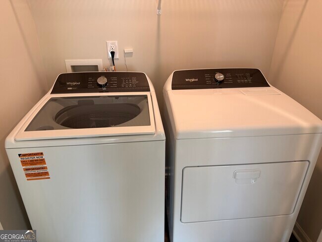 Building Photo - 3 Silverbell Ln NW