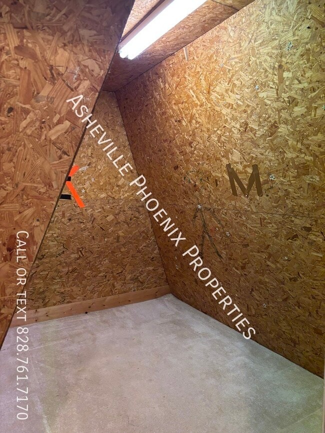 Building Photo - 22 Shackleford Dr