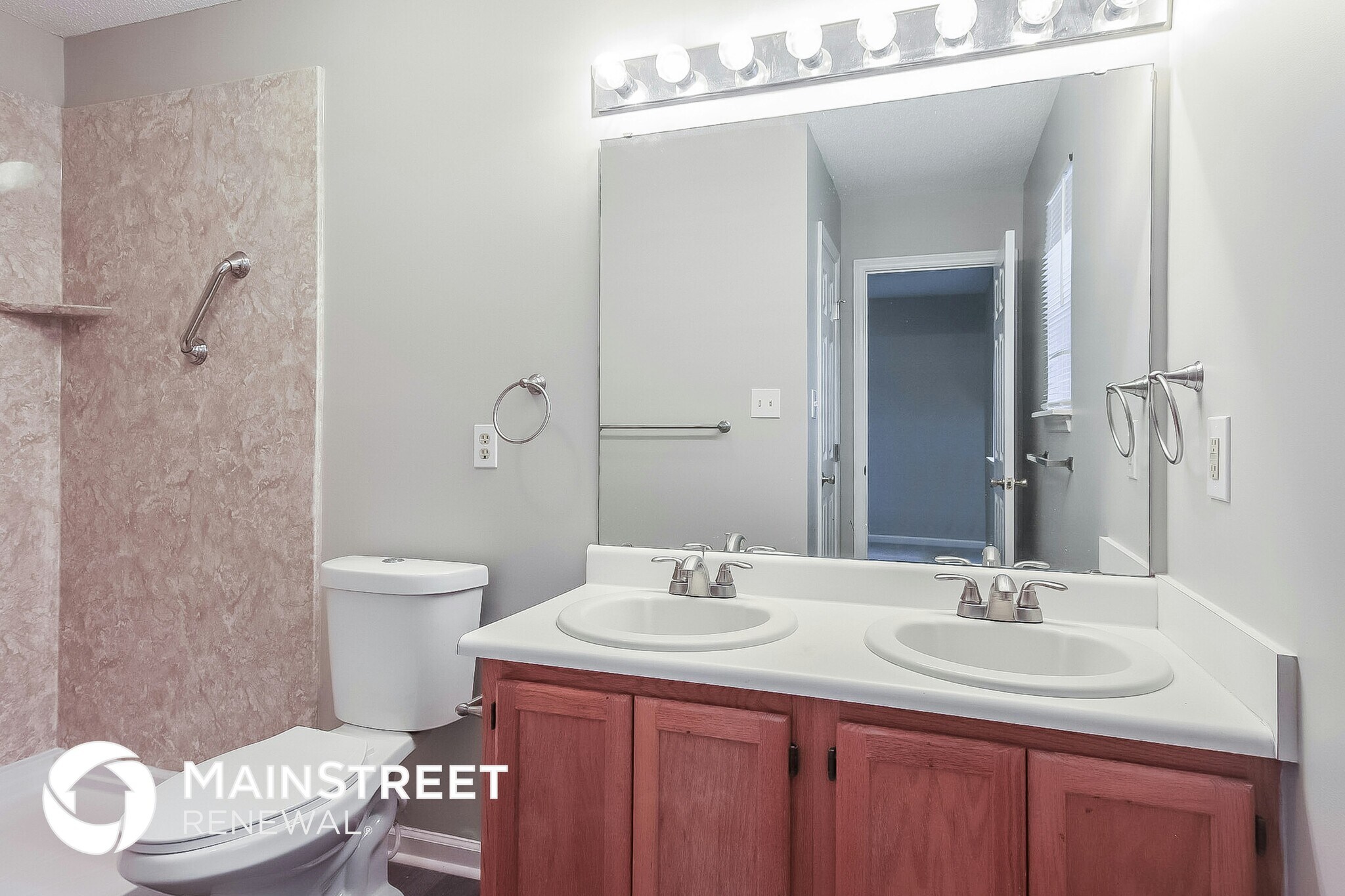 Building Photo - 813 Brewers Glynn Ct