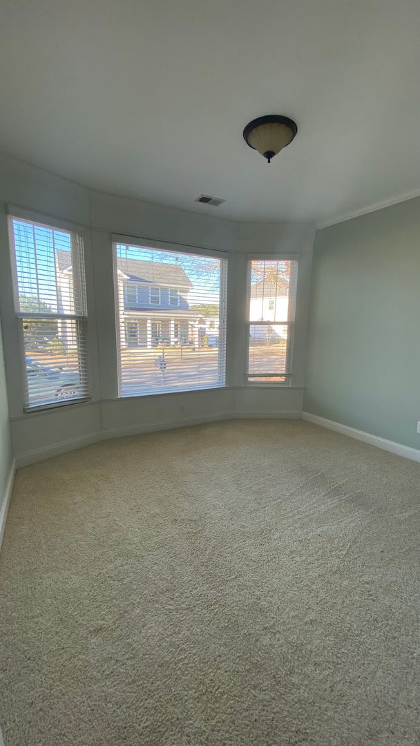 Building Photo - Harbor Club, Carriage Ridge - 3bd/2.5ba