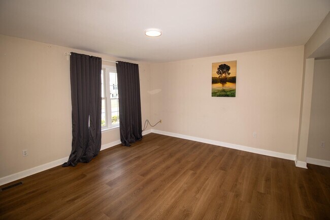 Building Photo - 7822 Rolling Vista Ct