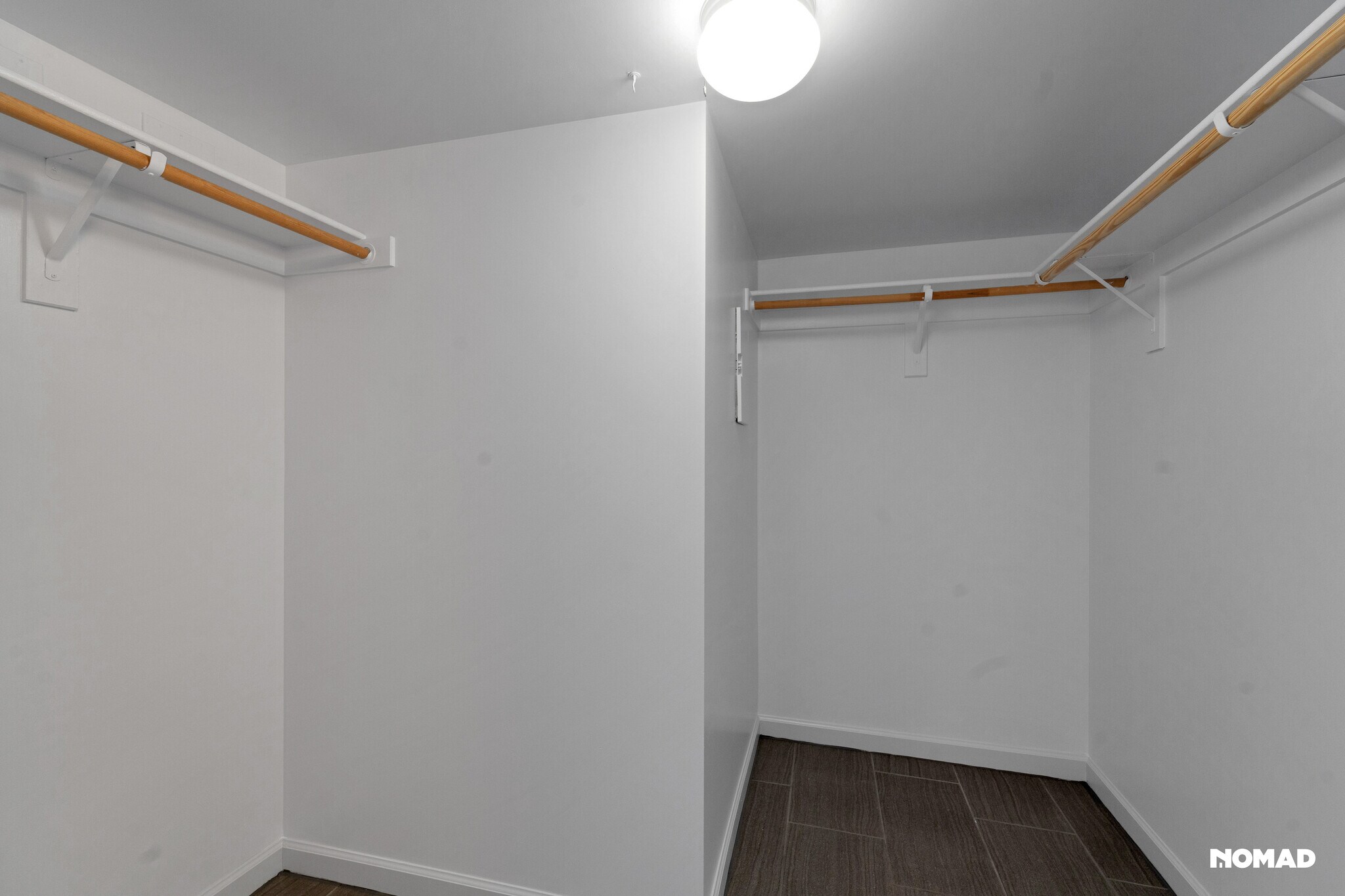 Master Closet - 535 W Thomas Rd