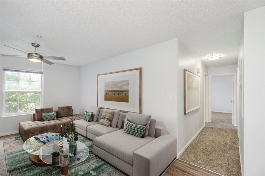 Stoney Ridge Luxury Apartments 5441 Basking Ridge Dr Fayetteville NC