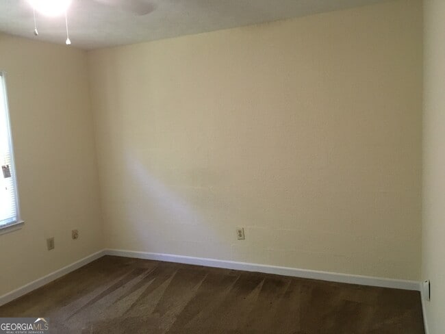 Building Photo - 1190 Mars Hill Rd