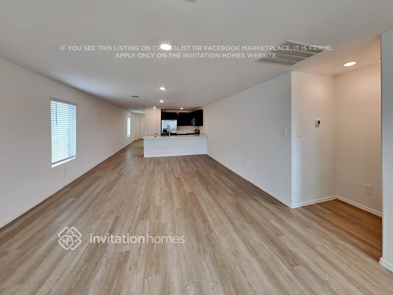 Building Photo - 18819 Charter Elm Dr
