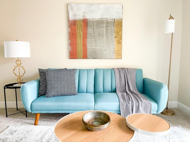 Primary Photo - 12701 N Pennsylvania Ave