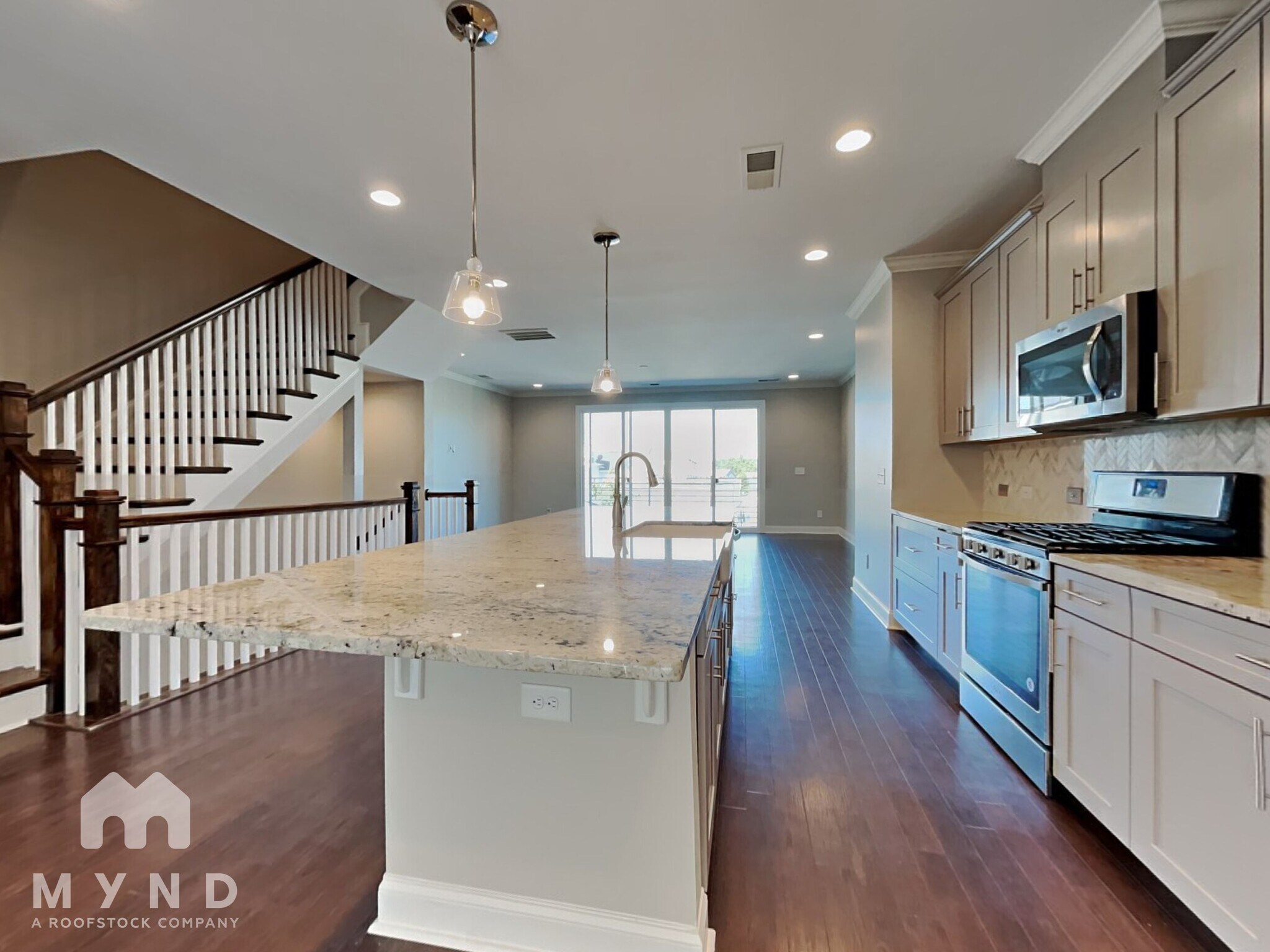 Building Photo - 2547 Statesville Ave
