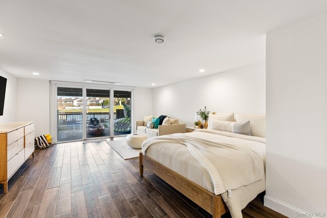 Building Photo - 3047 Mitchell Rd