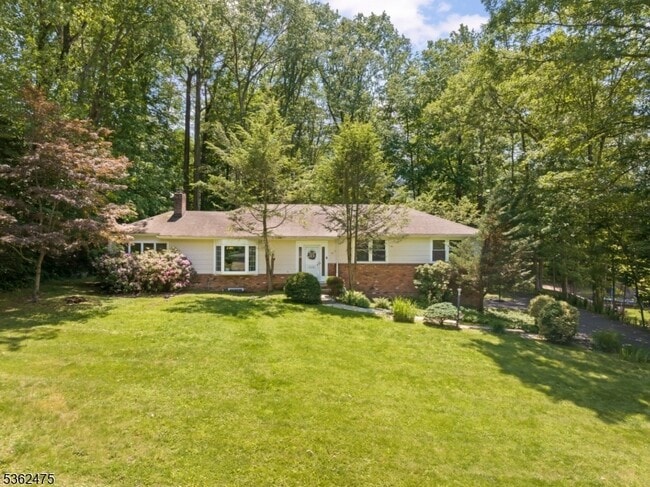 Primary Photo - 58 Harrison Dr