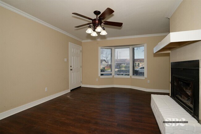 Building Photo - BIG HOME IN GARDEN VALLEY AREA OF SHREVEPORT