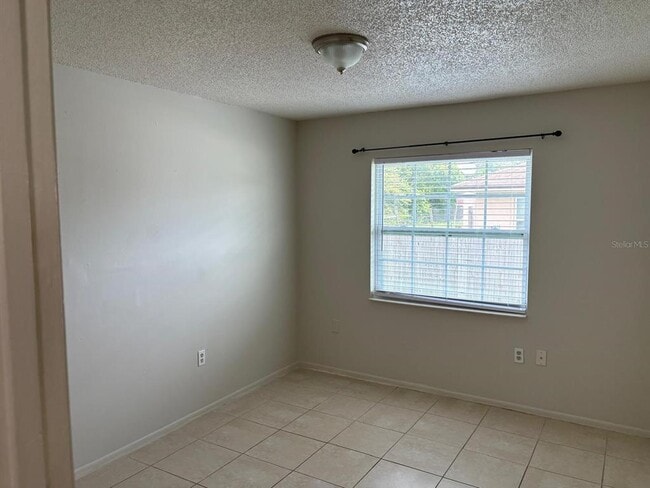 Building Photo - 12313 Eastcove Dr