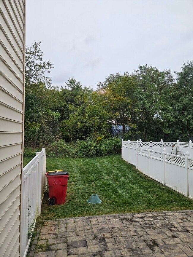 Building Photo - 77 Riparian Ln
