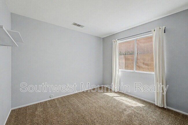 Building Photo - 649 S Banning