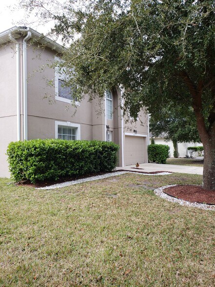 Building Photo - 76550 Longleaf Loop