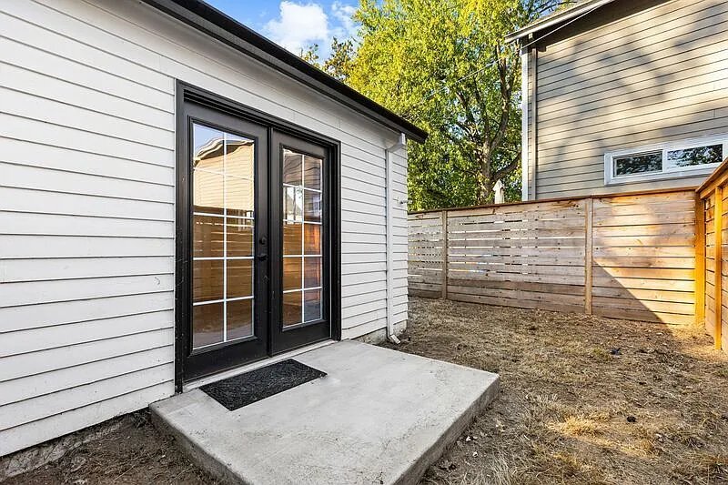 Building Photo - 6541 SE 89th Ave