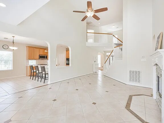 Building Photo - 2502 Bridge Hampton Way