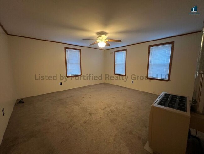 Building Photo - 254 Robeson St