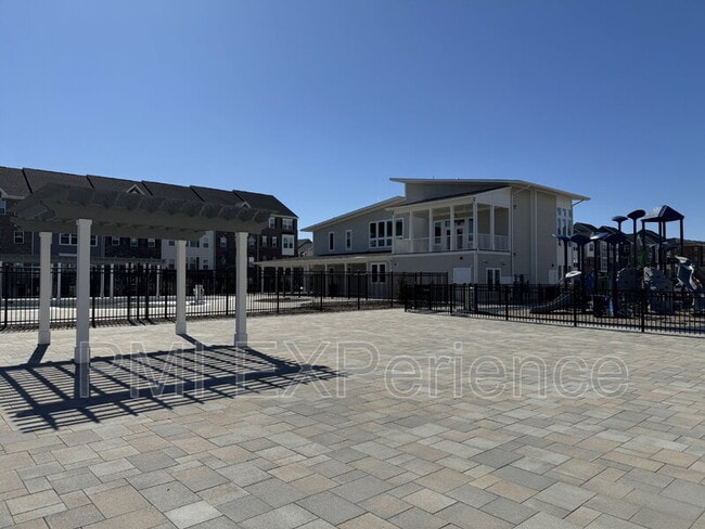 Building Photo - 5424 Greenpoint Ln