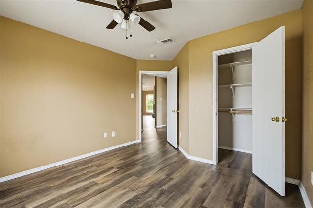 Building Photo - 100 Pinnacle Cir